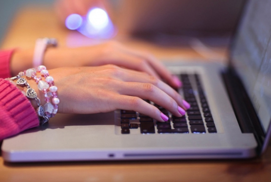 girl coding girl coding